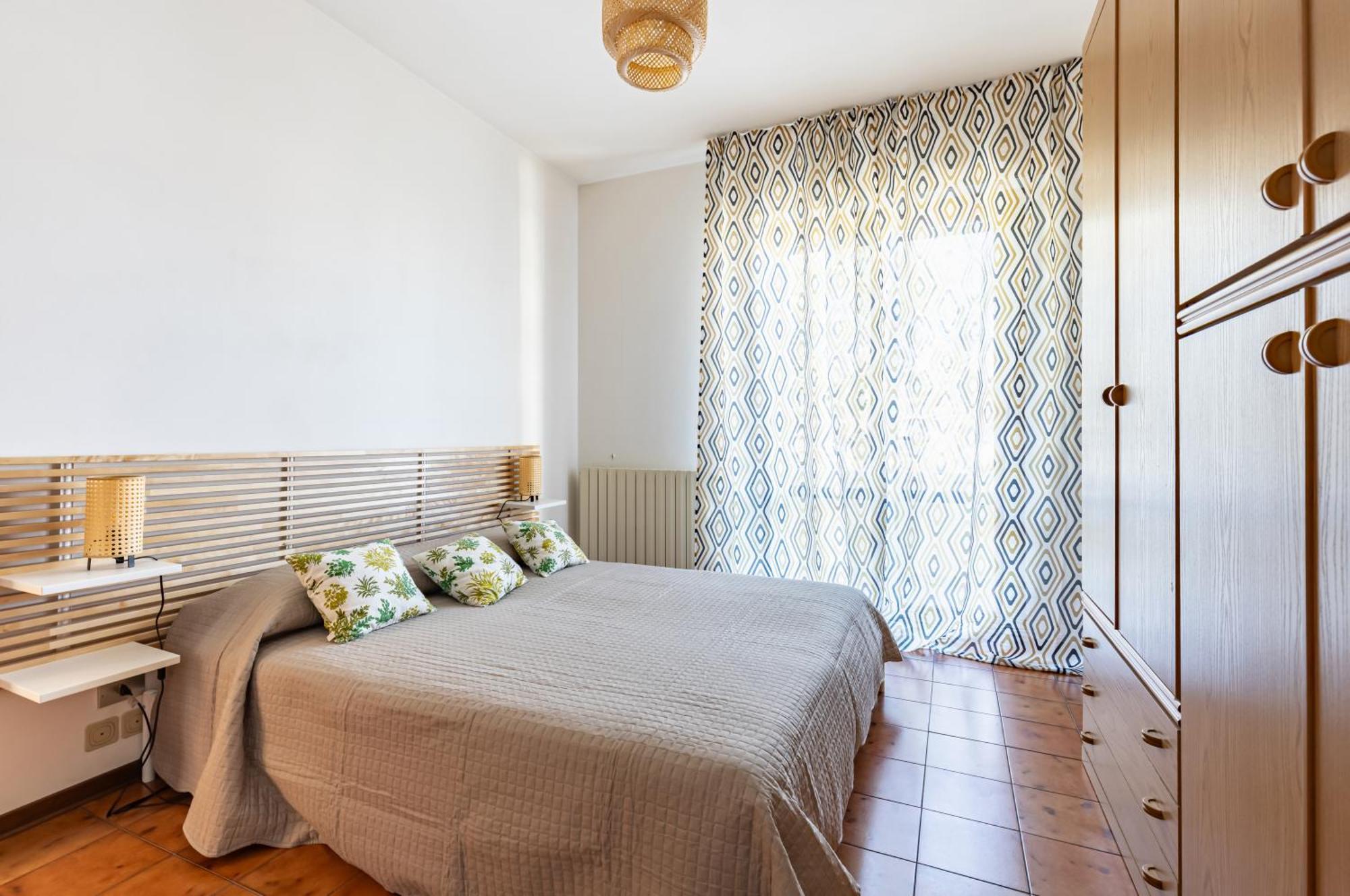 Comfy Apartment With Private Parking Near The Beach! Виареджо Экстерьер фото